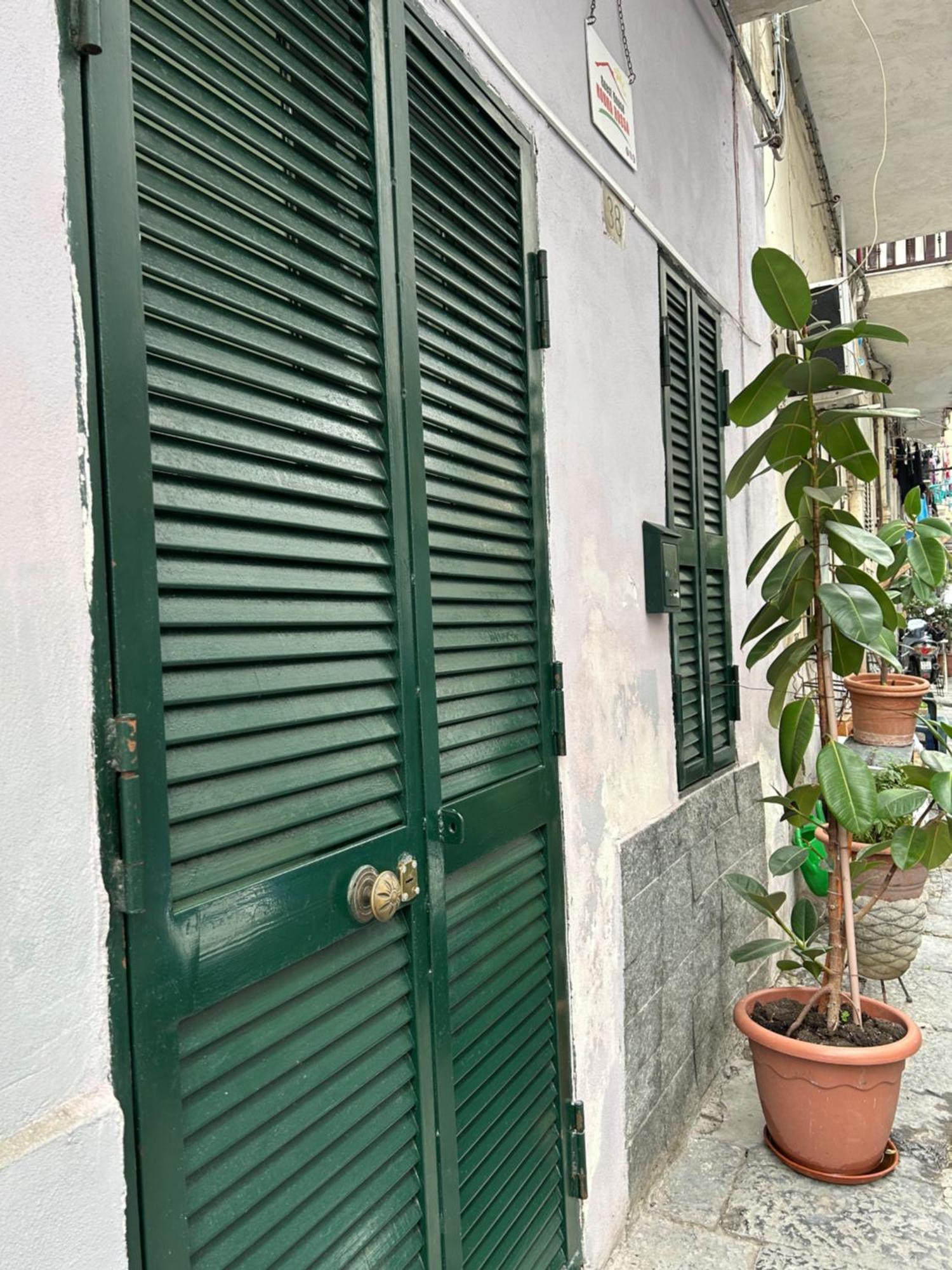 Guest House “Nonna Rossa” Naples Exterior photo